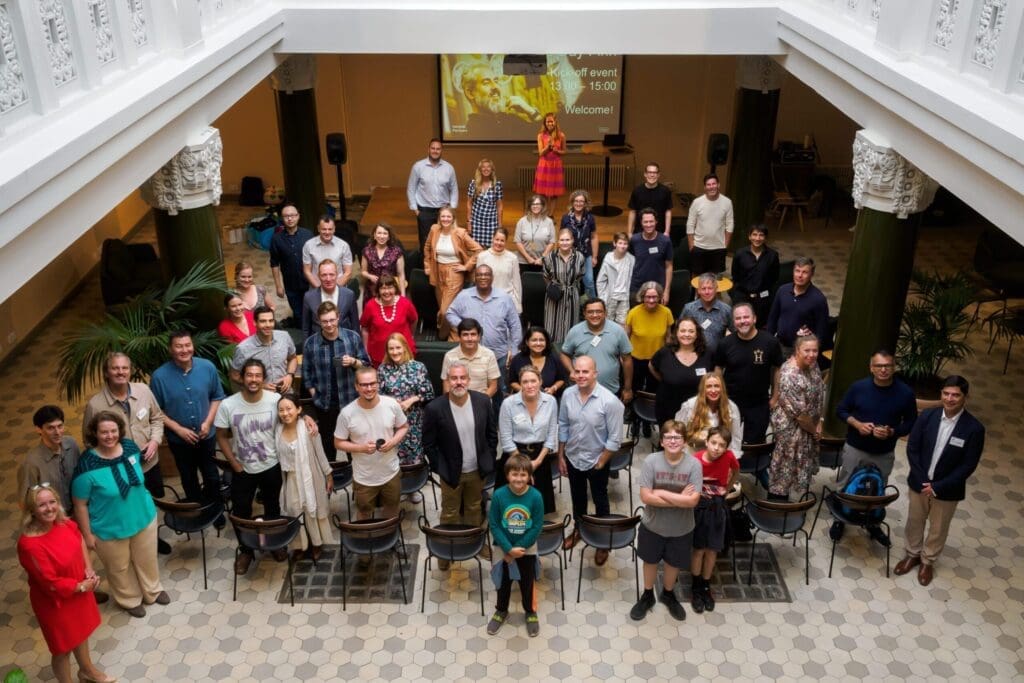 Group shot of the 2022 90 Day Finns and their families